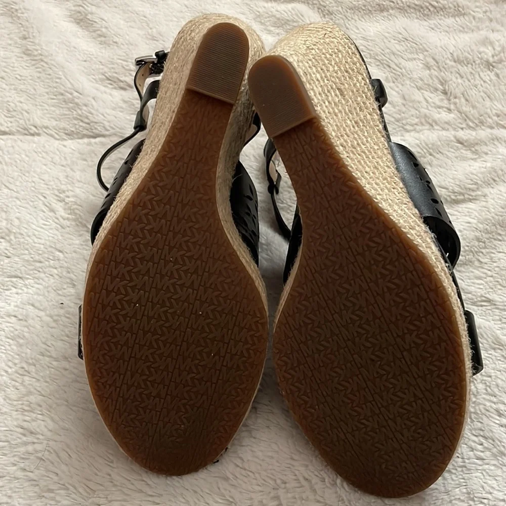 Michael Kors Women's Darci Wedge - Picture 5 of 6